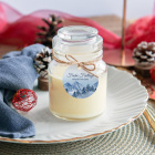 Duftkerze Vanille im Apothekerglas + Anhänger geschäftlich "Winterlandschaft Berge"