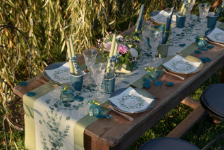 Tischläufer olivegrün 30 cm x 10 m