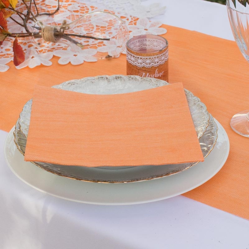 Airlaid Tischläufer in Apricot-Orange online bestellen!